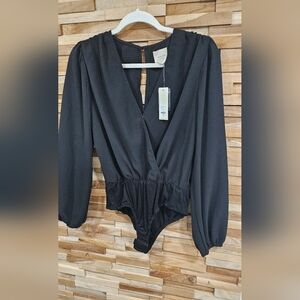 Francesca's Harper Hertiage Black Long Sleeve Bodysuit - Size M - New with Tags